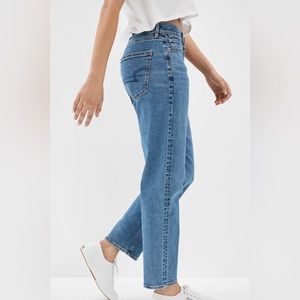 American eagle 90s straight jean size 4 long
